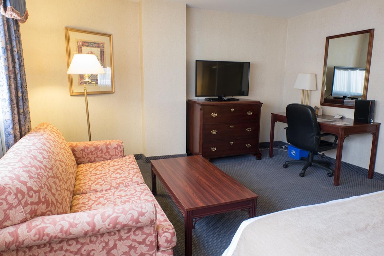 เดอะ เรอแฮมป์ตัน โฮเต็ล Hotel โตรอนโต ภายนอก รูปภาพ